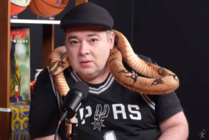 Leia mais sobre o artigo Quando a Resposta Rápida Importa Mais Que o Erro: Amazon Afasta Comentaristas da Final da NBA Após Falas Contra Repórter
