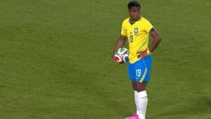 Leia mais sobre o artigo Endrick Decidiu o Último Amistoso do Brasil — E Chegou à Copa do Mundo 2026 Como o Jogador Mais Comentado da Seleção
