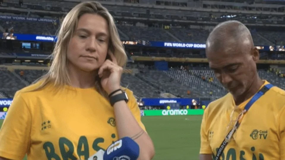 No momento, você está visualizando Climão Ao Vivo na CazéTV: Romário Dá Resposta Afiada Para Fernanda Gentil Após Empate do Brasil — “Quem Não Conhece Futebol…”