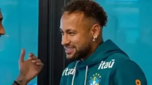 Leia mais sobre o artigo Gestão de Logística de Marca Familiar: Como Neymar Estruturou Três Propriedades de Luxo Vizinhas Para a Operação Copa do Mundo 2026