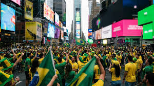 Leia mais sobre o artigo Brasileiros Tomaram a Times Square Antes do Jogo e a Festa Que o Brasil Fez em Nova York Foi Maior do Que Qualquer Copa em Solo Americano