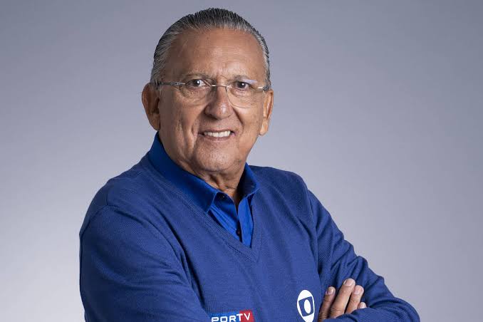 No momento, você está visualizando Galvão Bueno Não Vai Se Aposentar — Ele Vai Pro SBT, Levou o Olodum Com Ele e Encerrou Uma Tradição de 24 Anos da Globo
